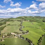 In The Historical Village With Garden Pienza, Siena * 몬티키엘로