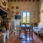 아파트 In The Historical Village With Garden Pienza, Siena