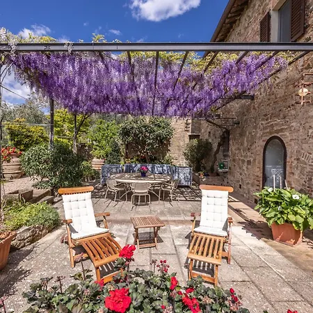 In The Historical Village With Garden Pienza, Siena